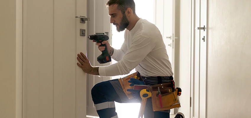 Mailbox Lock Installation Expert in Stapleton, New York