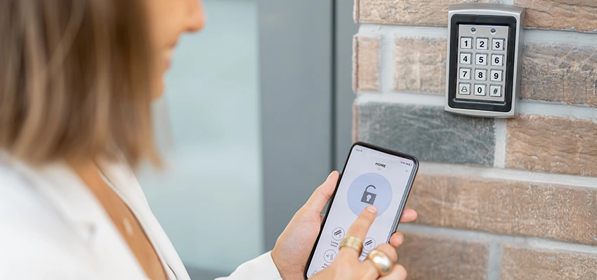 Bluetooth Cylinder Biometric Lock Maintenance in Stapleton, NY